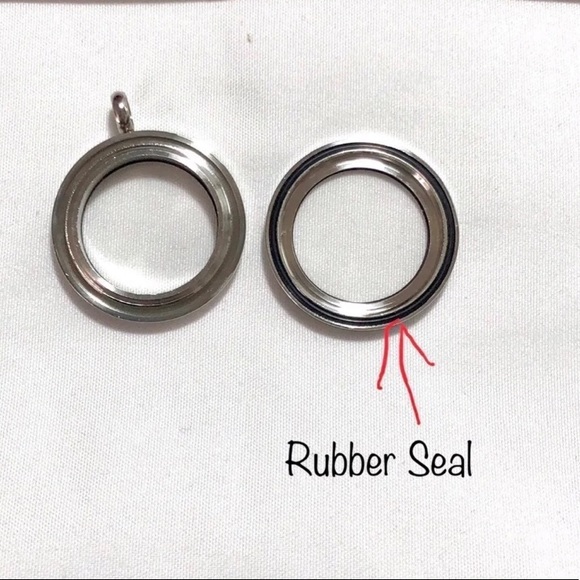 Stainless Waterproof Living Locket Medium - Picture 5 of 10